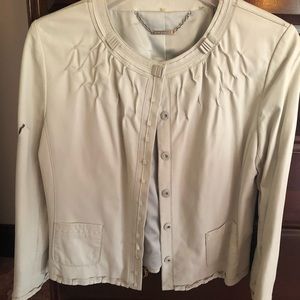 Elie Tahari platinum short leather jacket